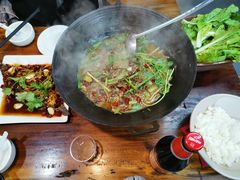 -农夫人家餐饮