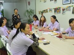 -阿姨来了月嫂服务中心(徐汇店)