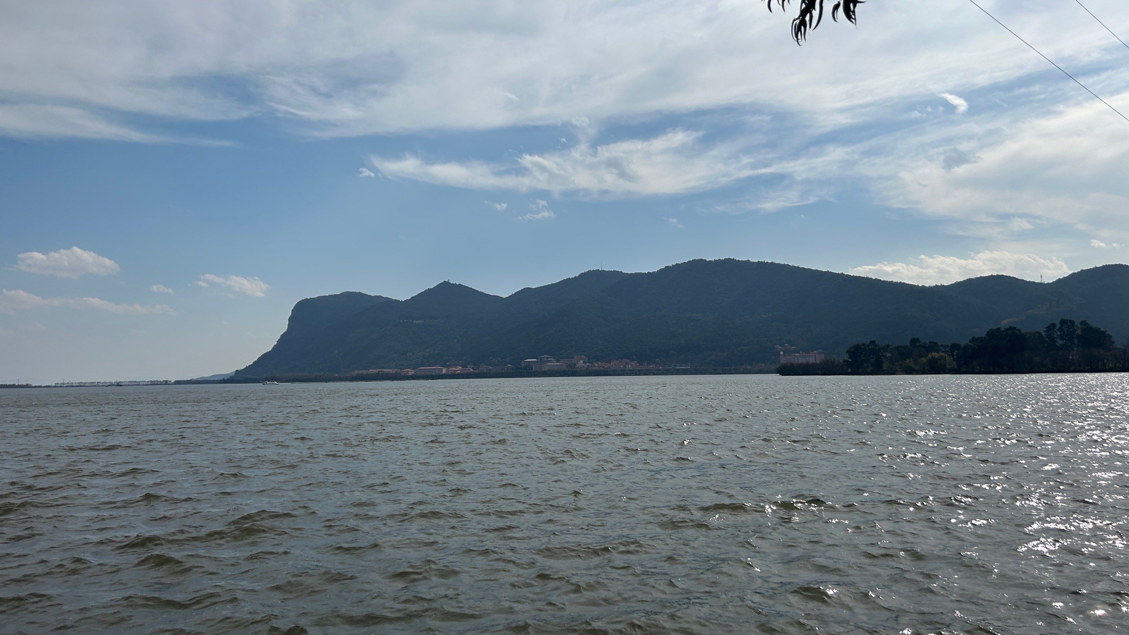 滇池西山睡美人