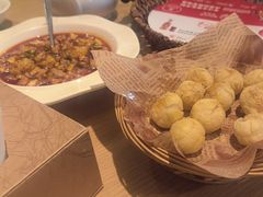 -渝信川菜 · 川味家常菜(财富购物中心店)