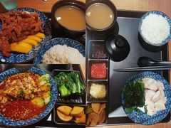 -又鸟pizza海南鸡饭(假日广场店)