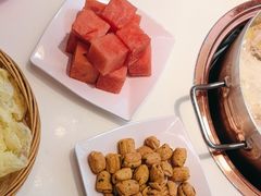 -洪氏嗨捞·猪肚鸡火锅(阳光天地店)