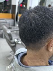 -首脑美发沙龙