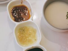 -洪氏嗨捞·广东猪肚鸡·椰子鸡火锅(西咸万象城店)