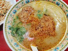 -金杨拉面王小吃面馆·牛三宝面·红烧牛肉粉