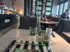 -万达文华酒店·48F云端窗景美食汇自助餐厅