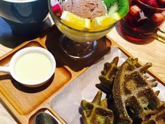 -猫的天空之城概念书店(杭州南宋御街店)