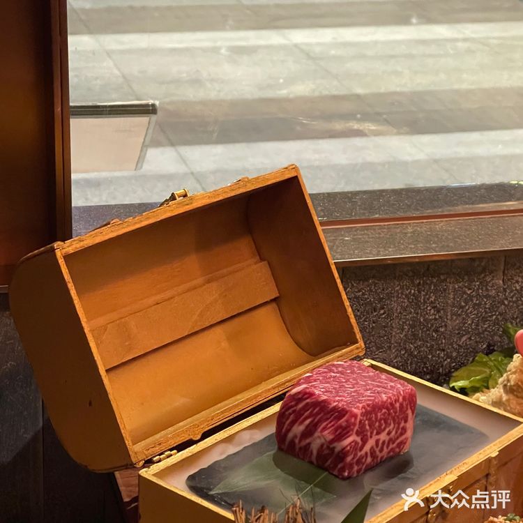 东京开过来的周杰伦同款烤肉店味道很绝