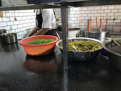-覃肥叔桂林米粉(粮道街店)