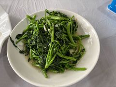 炒野菜-明升萝卜汤