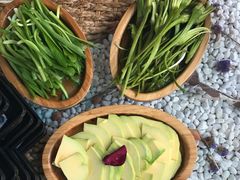 -慢丽江·云南野生菌土鸡锅(西山店)