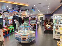 -反斗乐园π·电玩·高空拓展·蹦床(龙华天虹店)