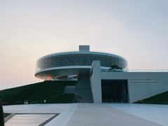 -郑东新区龙湖公共艺术中心