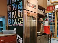 -九老汉·川渝江湖菜(合川路2店)