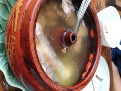 松茸汽锅鸡-中8楼风尚云南菜(颐堤港店)