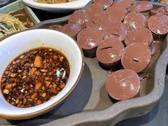 -靠山屯东北农家菜(八龙桥雅苑店)