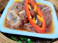 黑椒牛仔骨-老周记茶点