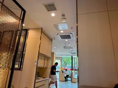 -七欣天香辣蟹火锅(闵行浦江欢乐颂店)