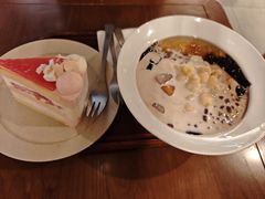 -RUXU入续糖水铺与包(卓悦中心店)