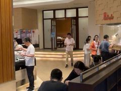 -亚龙湾希尔顿自助餐厅·海鲜·烧烤·沙滩BBQ·现场乐队