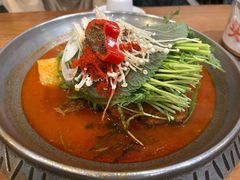 土豆脊骨锅-喇喇排骨火锅·传统韩式脊骨汤(望京西园总店)