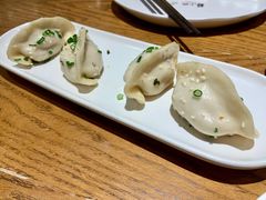 苏小柳鲜肉锅贴-苏小柳手工点心(人民广场分院)