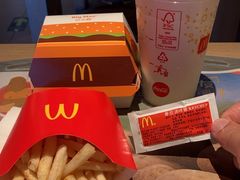 -麦当劳(百荣世贸商城店)