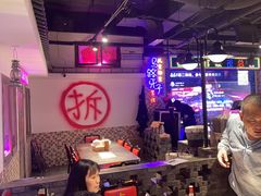 -马路牙子烧烤音乐酒馆(望京店)