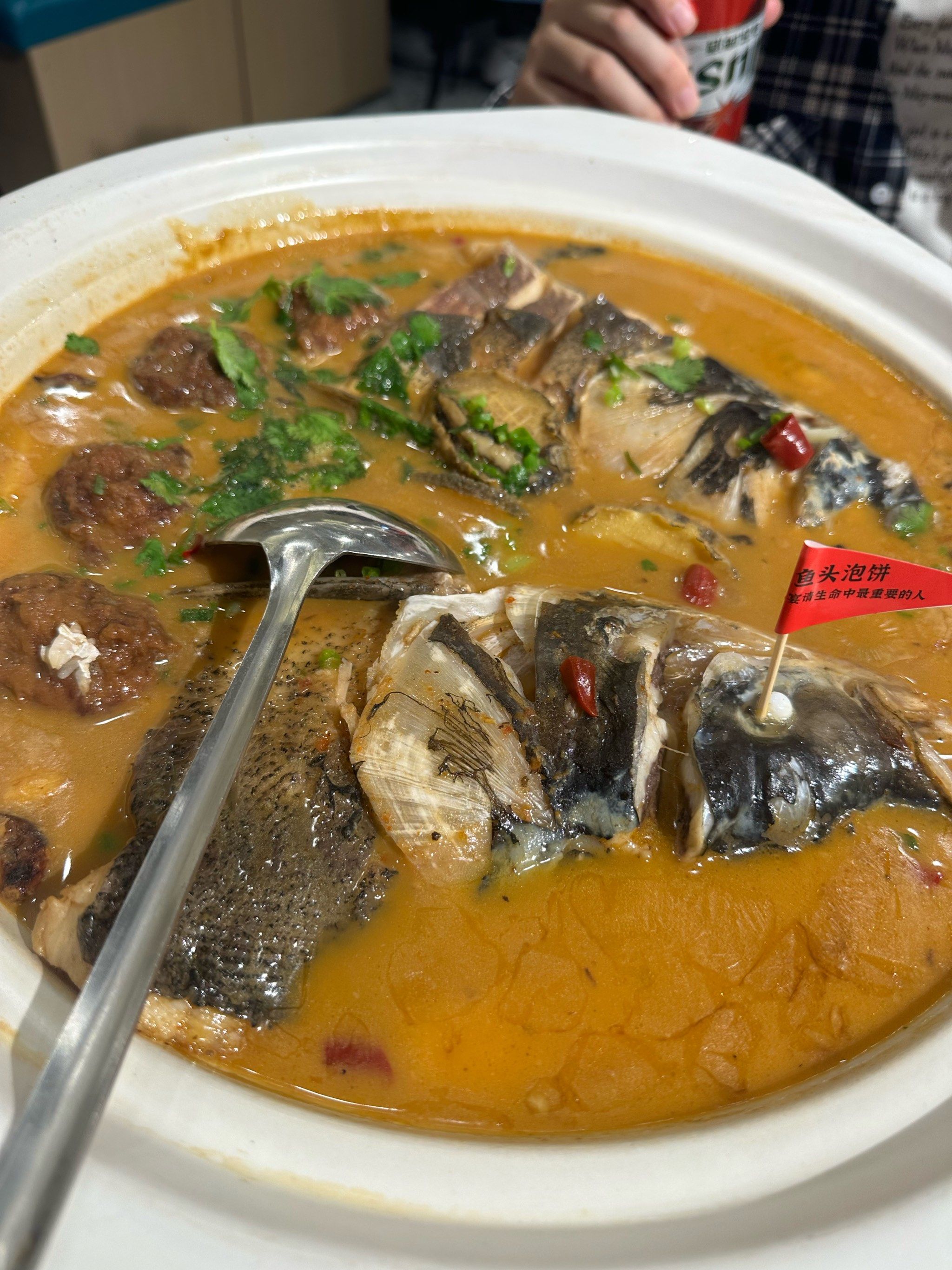 热腾腾的美味鱼头🐟