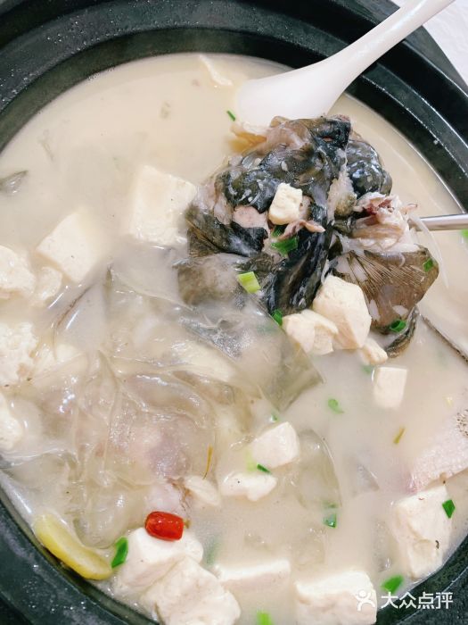沙奶奶土灶馆•地道农家菜(沙家浜景区店)砂锅鱼头图片
