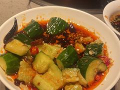 刮皮黄瓜-老佛爷铜炉蛙锅(东门老街店)