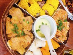 -黄桷树曹家私房菜(江与城店)
