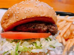 -The Habit Burger Grill 哈比特汉堡(复兴soho店)