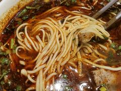 -嘻小北·兰州清汤牛肉面(太平洋森活天地店)