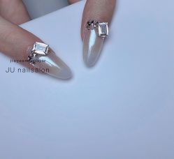 -JU·旧友日式美甲美睫工作室