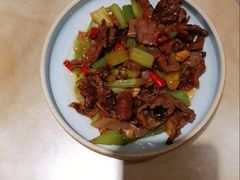-老乡鸡(上海白玉兰广场店)