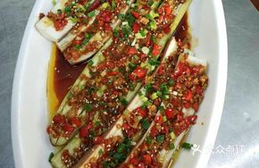 Stir-Fried Eggplant with Garlic Chili Sauce