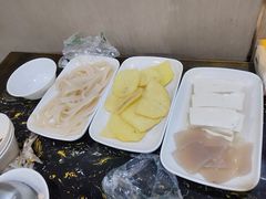 -韩妹鱼庄·泸定老字号(泸定店)