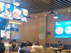 大堂-伊麦佳兰州牛肉面清真美食店