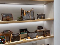 -海星奢选二手奢侈品手表包包鉴定回收寄卖(墨玉南路店)