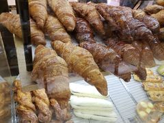 焦糖牛角酥-PAPER STONE BAKERY(天汇广场店)