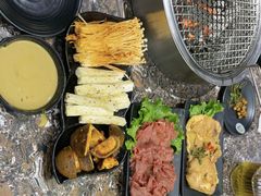 -啊美丽炭火烤肉(滑翔一店)