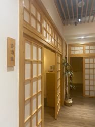 -宥莉·ULLY 痘敏肌•科技皮肤管理中心