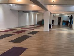 -无界瑜伽普拉提