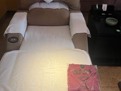 -金色印象·4k影院式足体养生(龙腾路店)