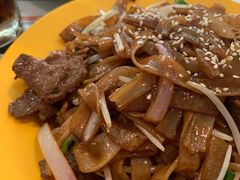 干炒牛河-小龍鳳餐室(番禺路店)