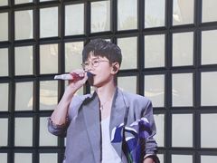 -新奥购物中心