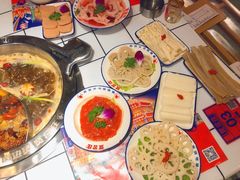 -鸿通城购物中心