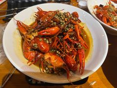 -琥珀老六龙虾(四里河店)