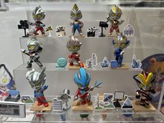 -泡泡玛特POPMART(上海环球港店)